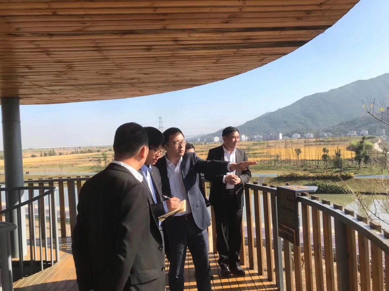 日本靜岡政府組織專家團(tuán)調(diào)研艾米，稱贊艾米生態(tài)農(nóng)業(yè)達(dá)到世界領(lǐng)先水平(圖1)